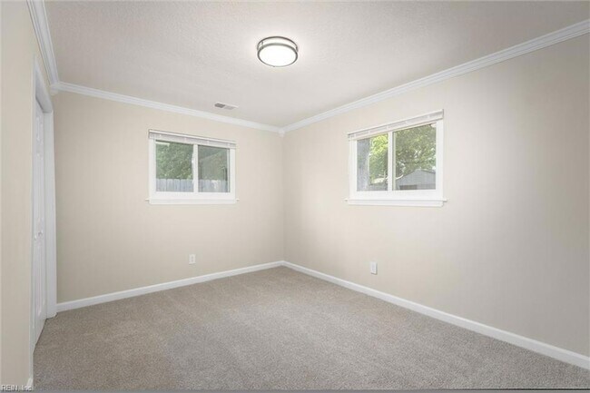 Building Photo - 408 Lineberry Rd