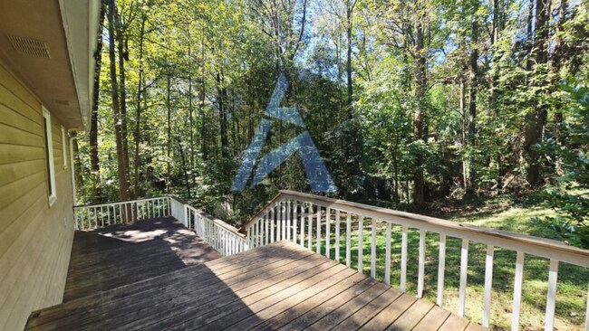 Building Photo - 103 Westland Ct