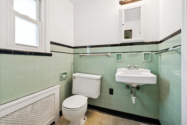 Building Photo - 157 Washington Ave