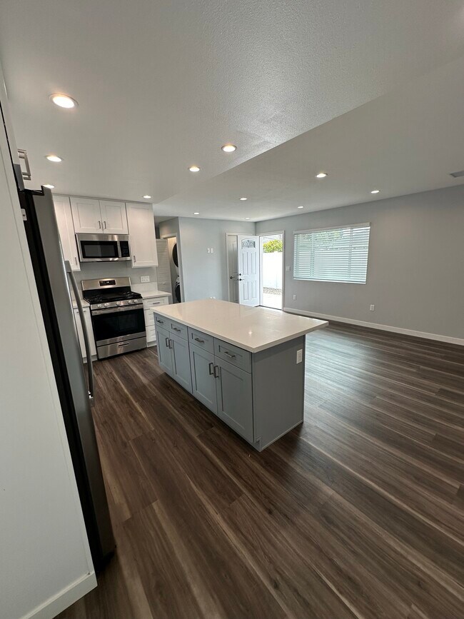 Building Photo - Casa Denver # 2