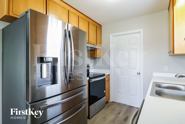 Building Photo - 129 Glengariff Ln