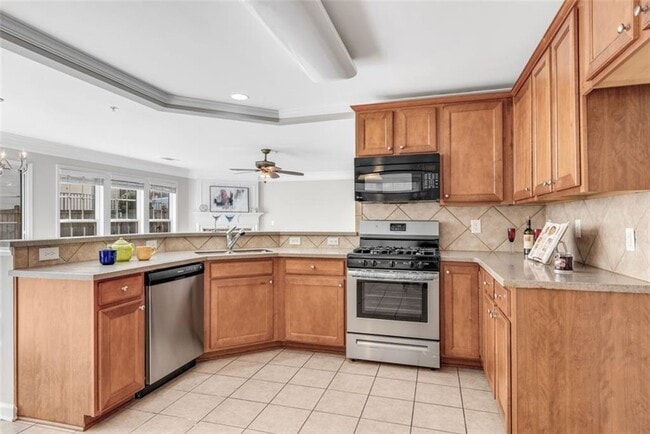 Building Photo - 268 Balaban Cir