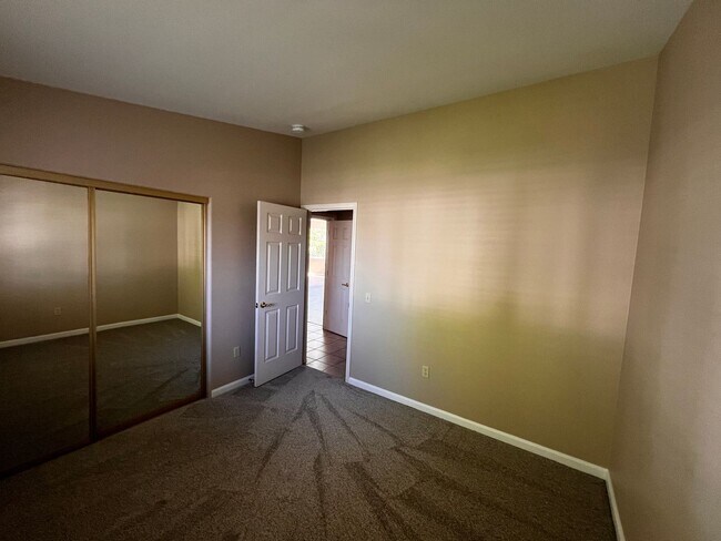 Building Photo - Must See! 3/2/3 Home in Minden, Winhaven n...