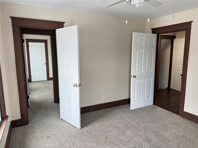 Building Photo - 414 Walnut St