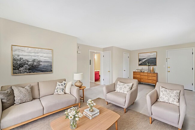 Building Photo - One bedroom apartment for rent in Andover Connecticut!