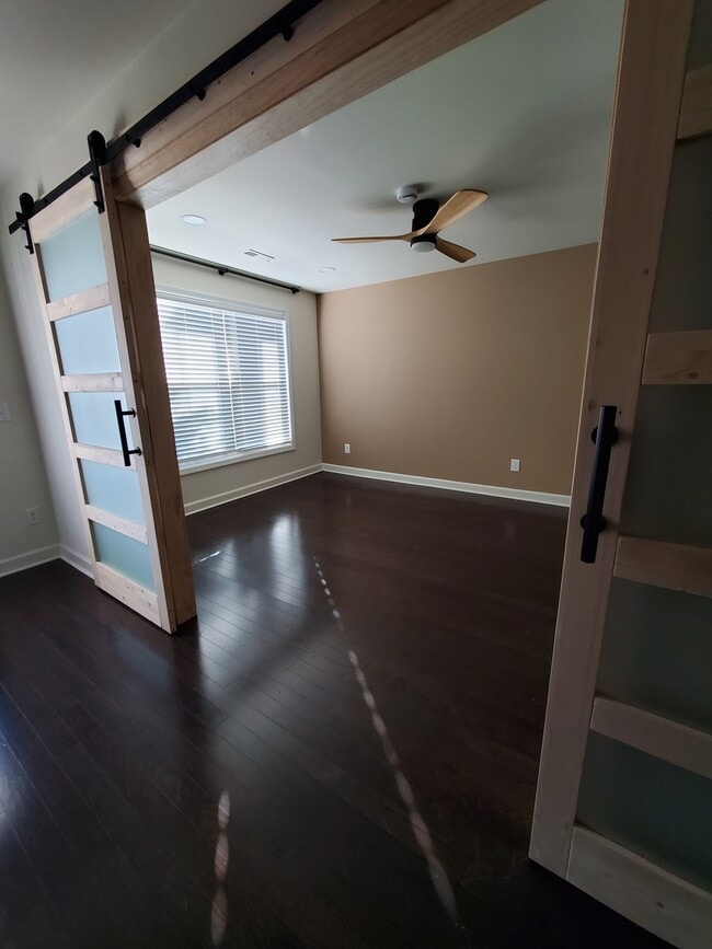 Building Photo - 160 Hamilton Ave NW