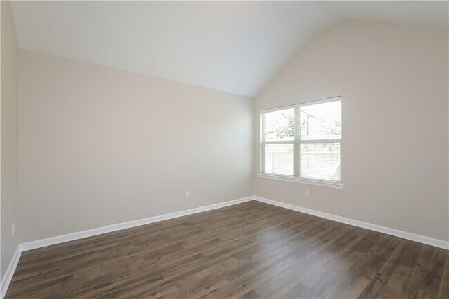 Building Photo - 2730 Trebek Ct