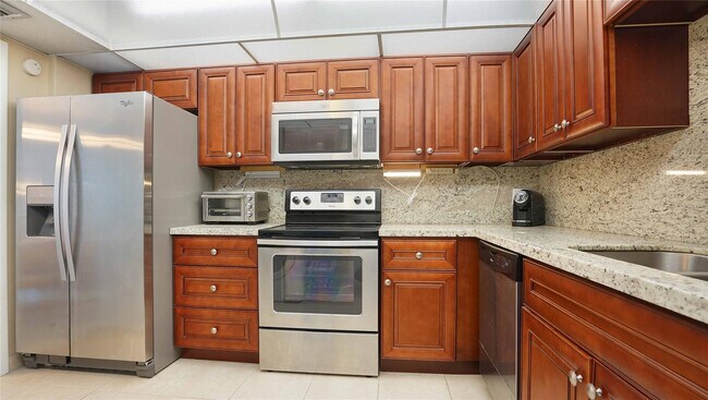 Building Photo - 4100 Galt Ocean Dr