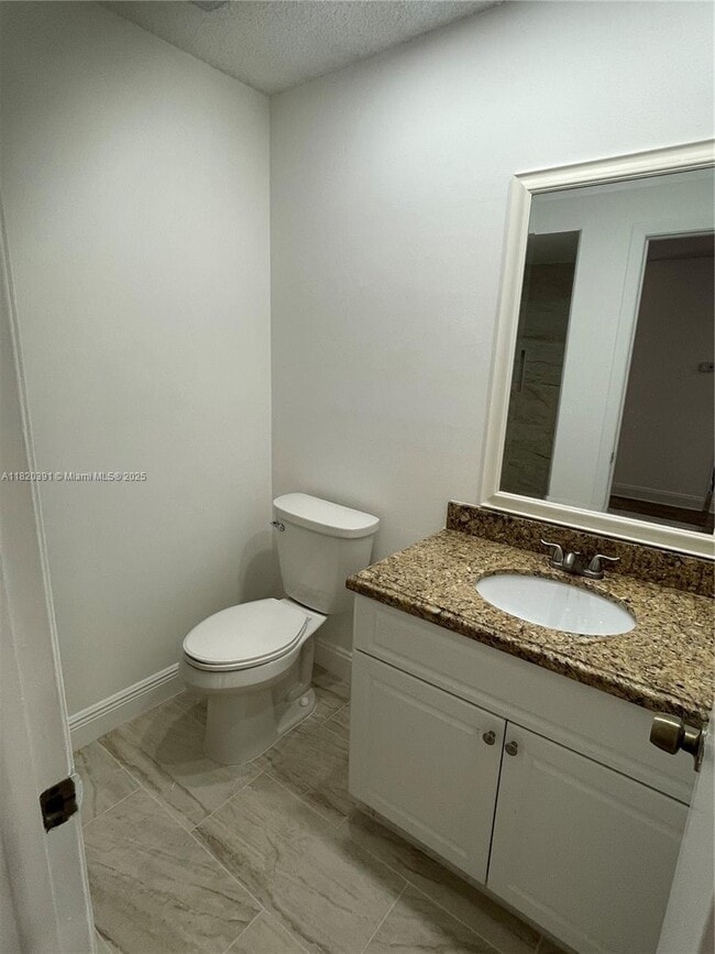 Building Photo - 1599 Springside Dr