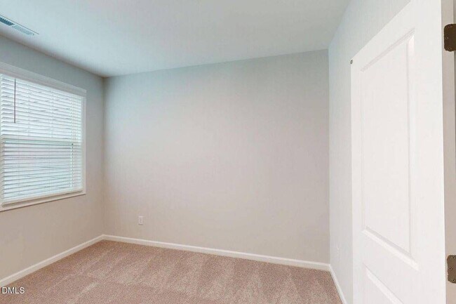 Building Photo - 2459 Englemann Dr