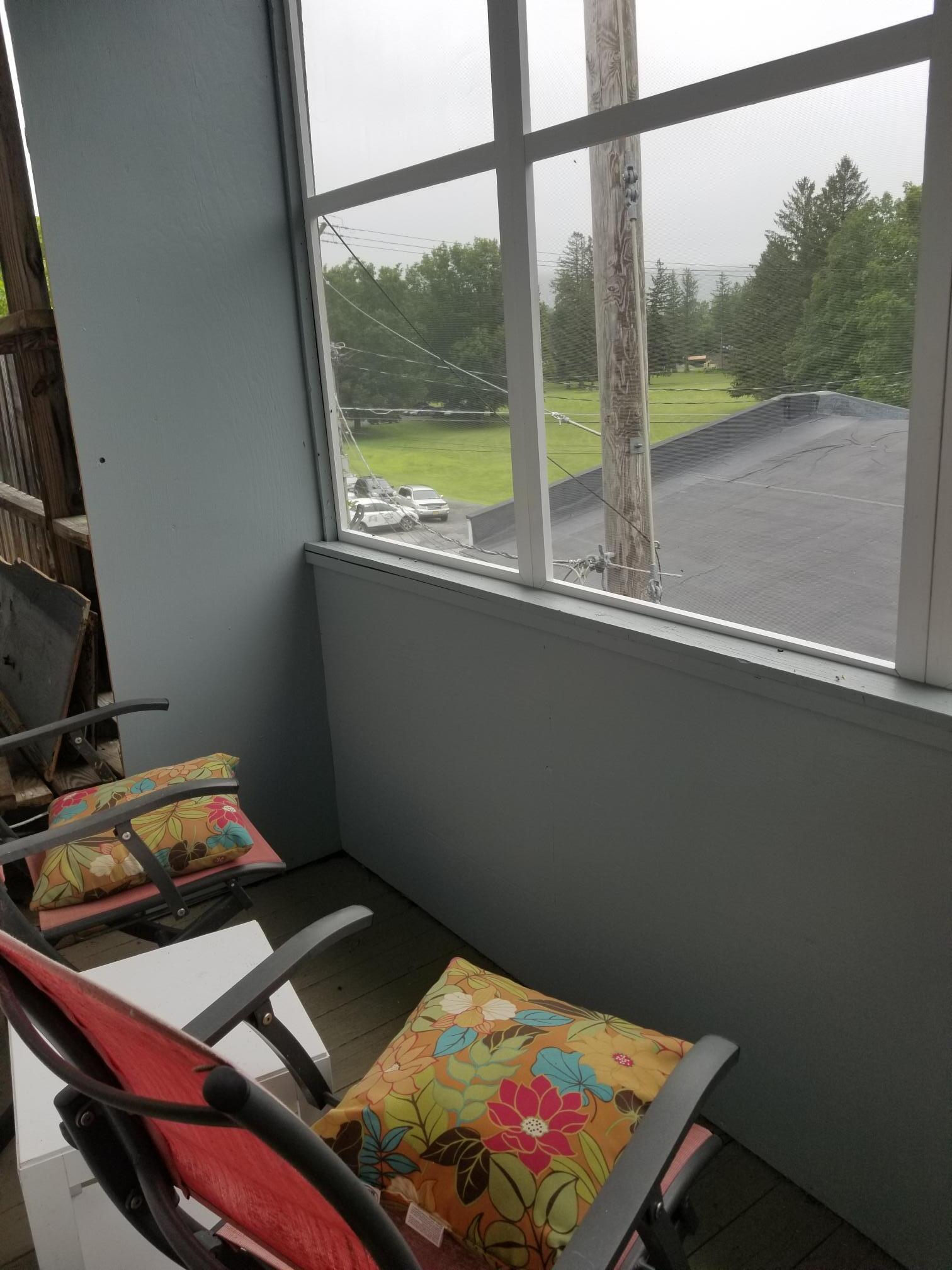 Building Photo - 47 W Main St