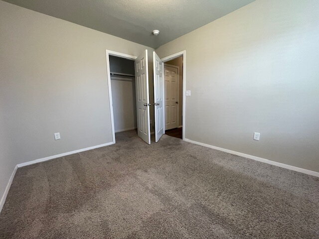 Building Photo - 2506 E Fennec St