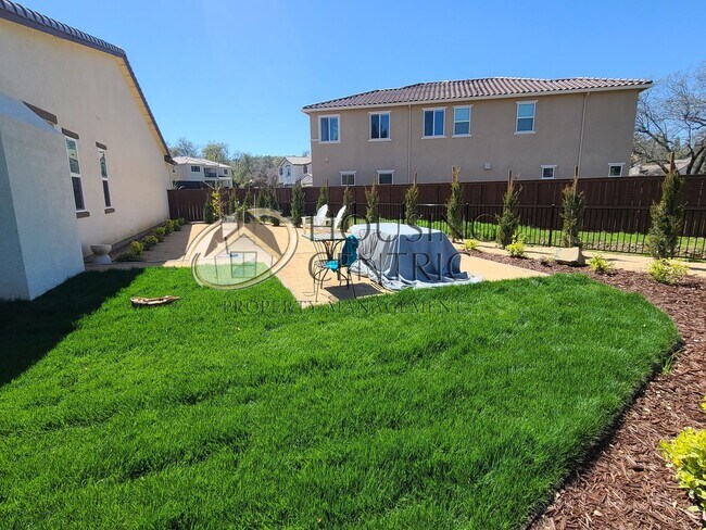 Building Photo - Exceptional Newer Construction Executive Rental in El Dorado Hills