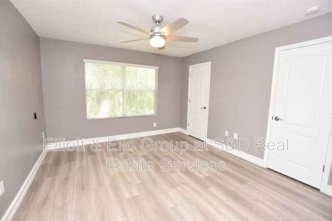 Building Photo - 4052 Mountain Chestnut Way