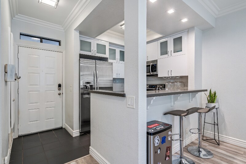 Building Photo - 2214 River Run Dr