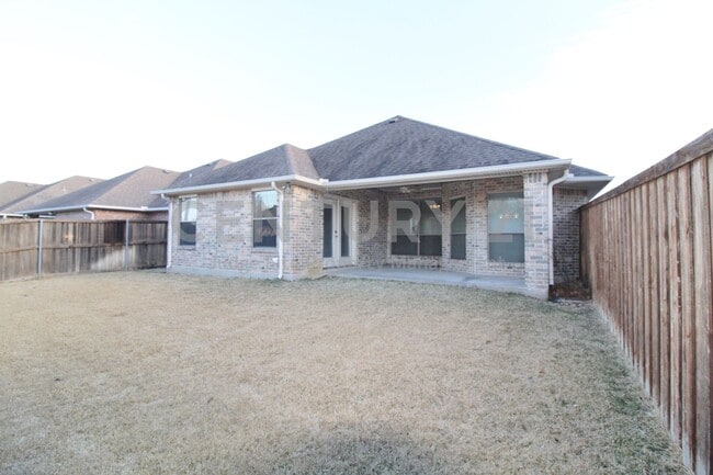 Building Photo - Beautiful 3/2/2 Home in Midlothian For Rent!