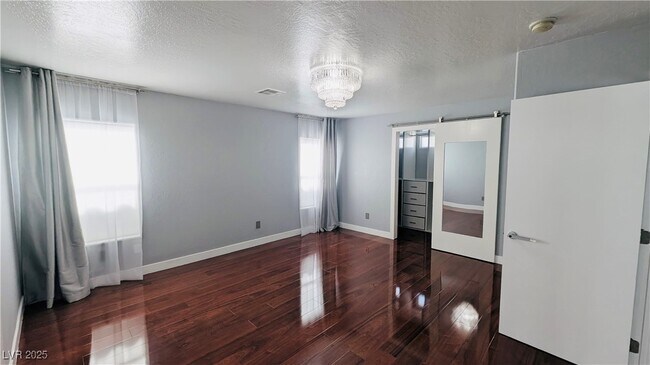 Building Photo - 5317 Tipper Ave