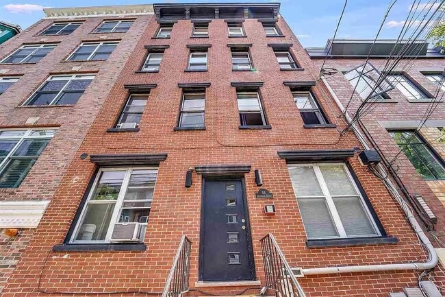 Building Photo - 63 Jefferson St