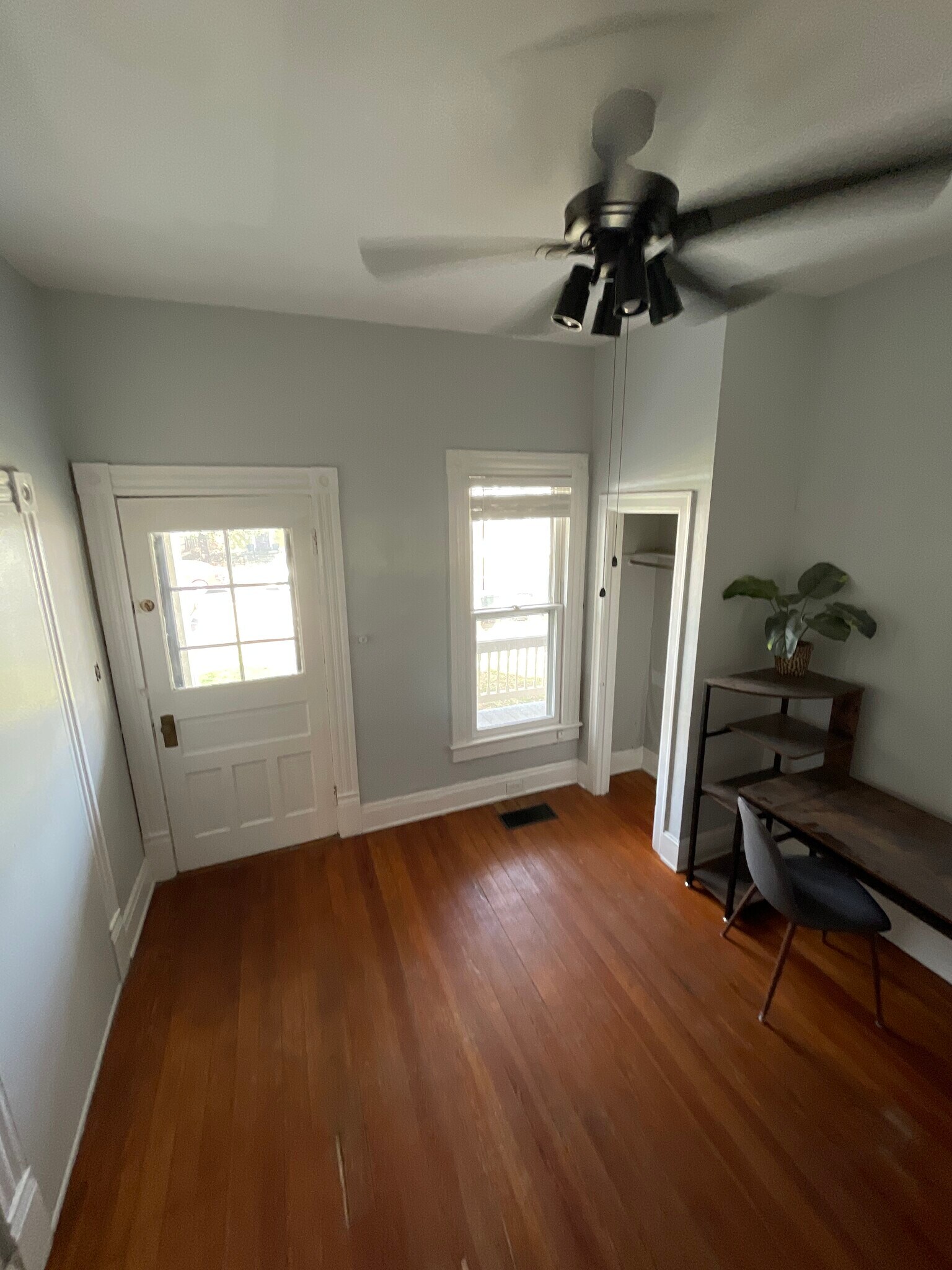 Building Photo - 214 Arlington Ave