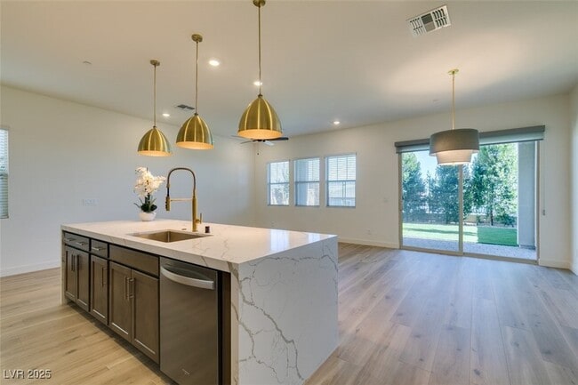 Building Photo - 568 Clover Bar Ln