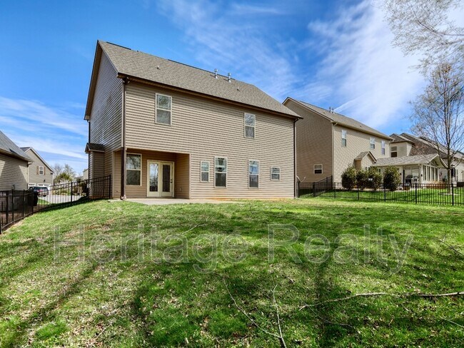 Building Photo - 2647 Brooke Willow Blvd