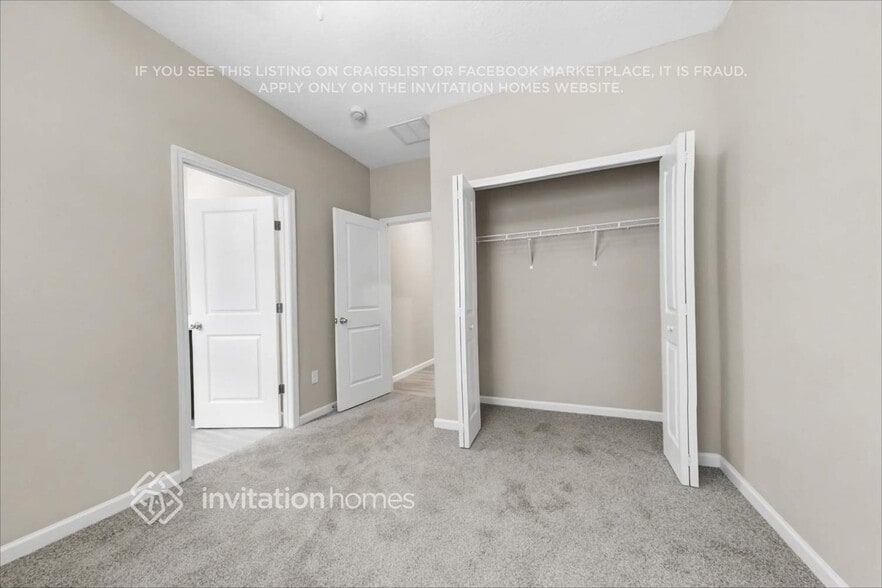 Building Photo - 9790 Lovage Ln