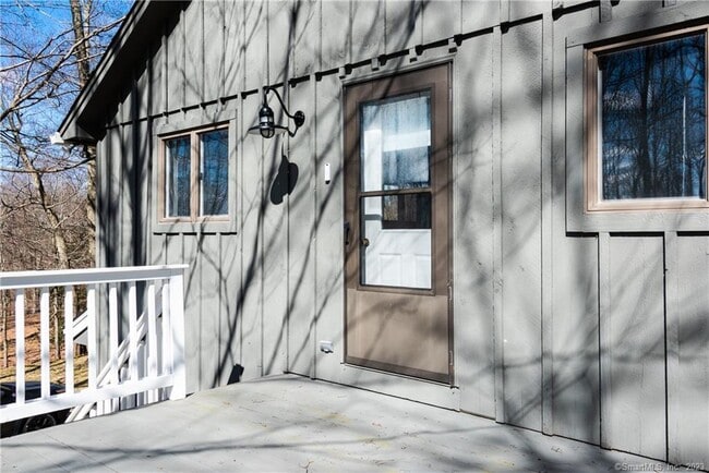 Building Photo - 56 S Rd