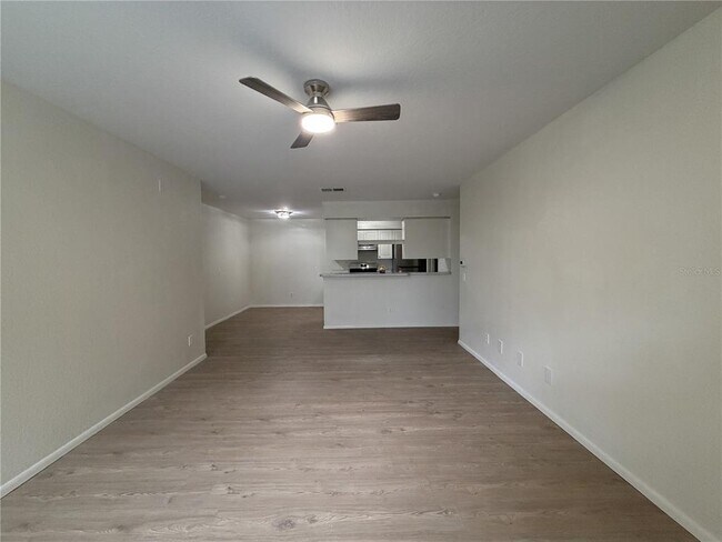 Building Photo - 36101 Deer Creek Dr