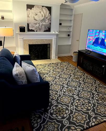 Building Photo - 1740 E Broad St