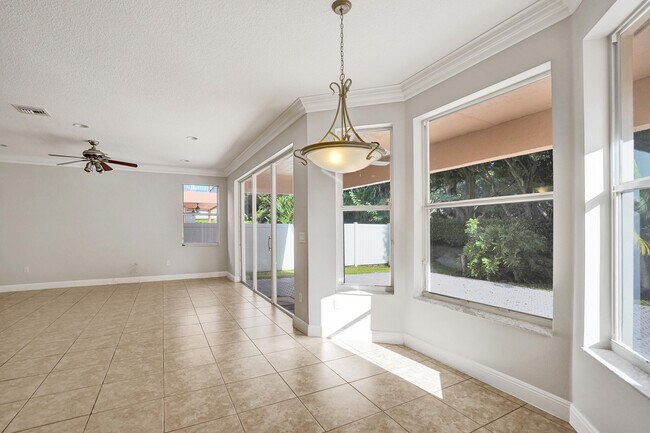 Building Photo - 2804 Shaughnessy Dr