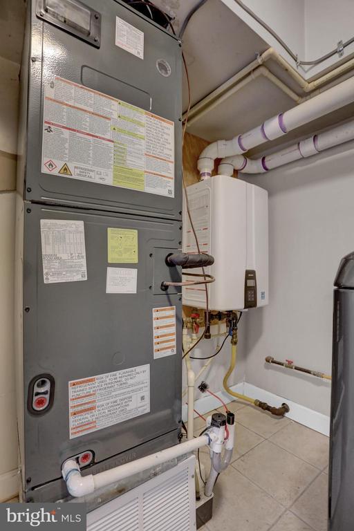 Building Photo - 2308 E Fairmount Ave