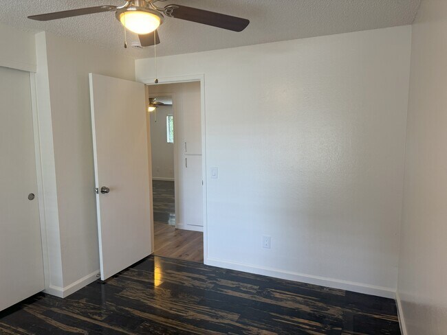 Building Photo - 2460 Brookside Way