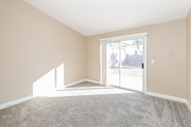 Building Photo - 925 Sunnyfield Way