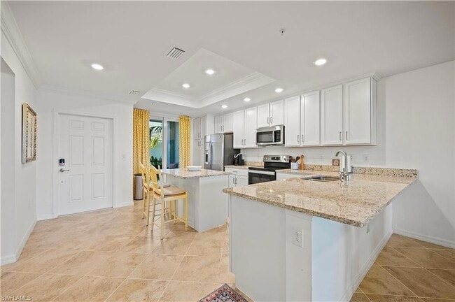 Building Photo - 43021 Greenway Blvd