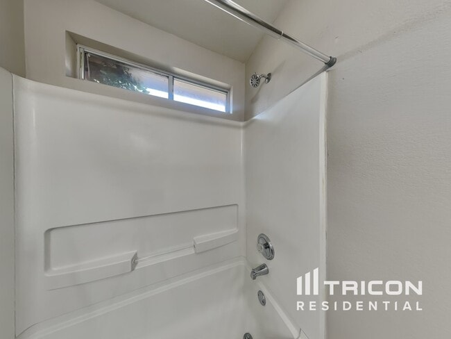 Building Photo - 12529 Sky Harbor Dr