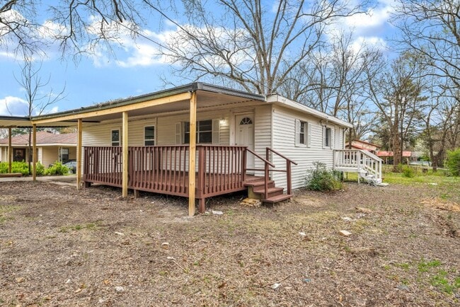 Building Photo - Renovated 4-Bed Home in Pleasant Grove!