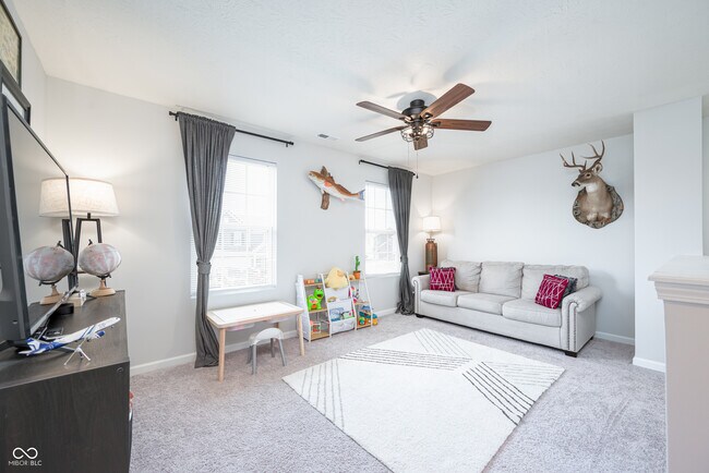 Building Photo - 10848 Sablecliff Wy