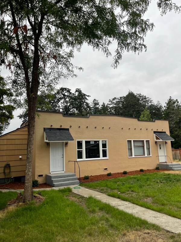 Building Photo - 9820 Veterans Dr SW