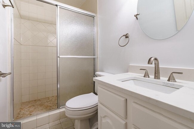 Building Photo - 112 Gretna Green Ct
