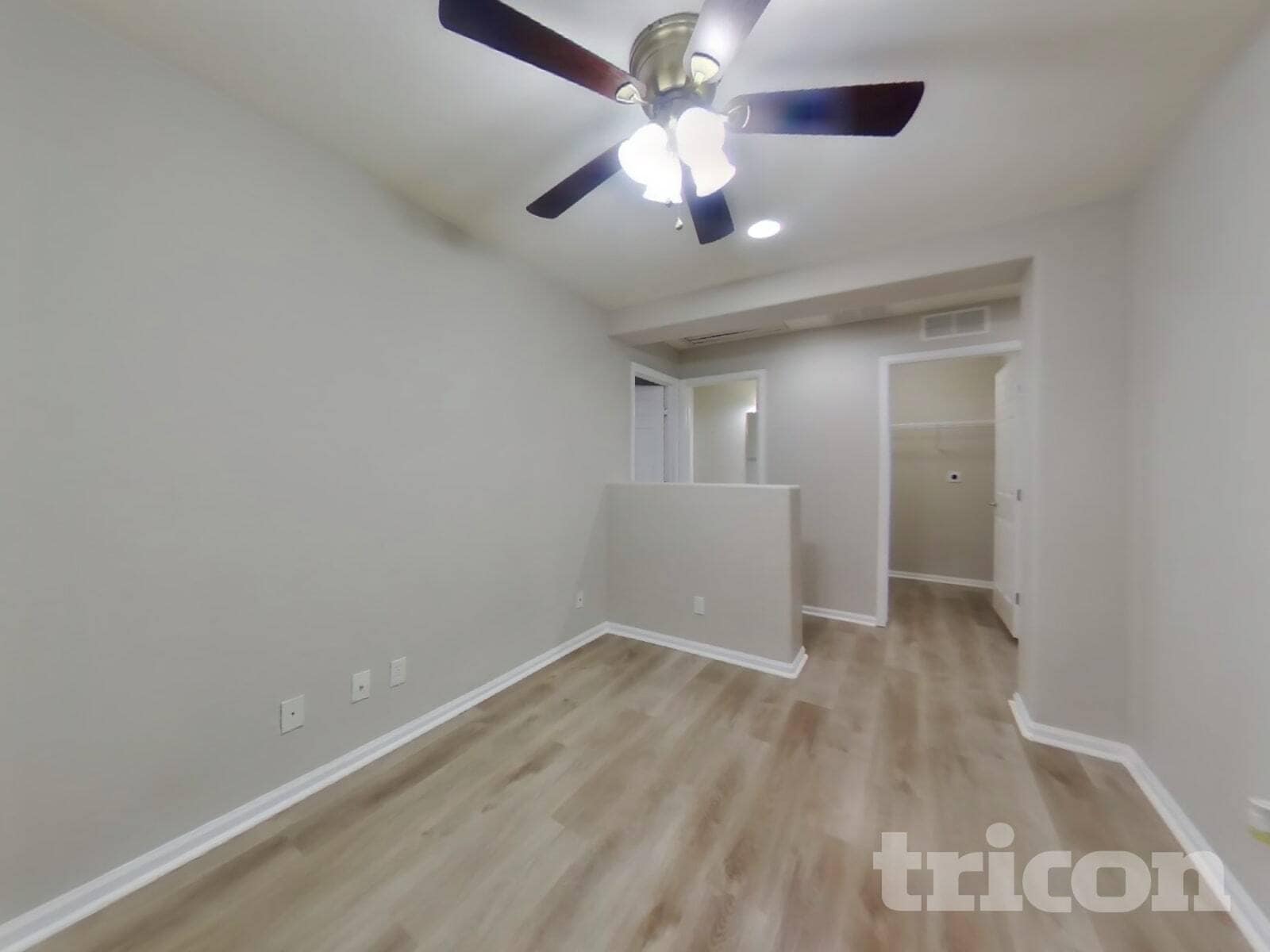 Building Photo - 6275 Wescroft Ave