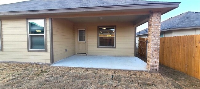 Building Photo - 172 Pivot Dr