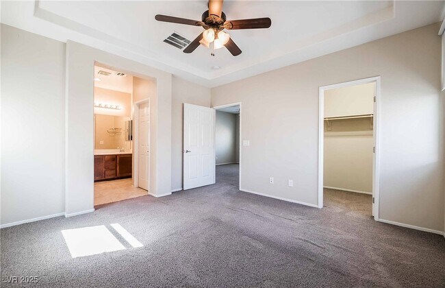 Building Photo - 6303 Solomon Spring Way