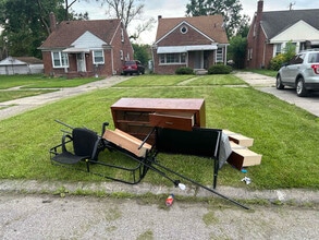 Building Photo - 18299 Glastonbury Rd