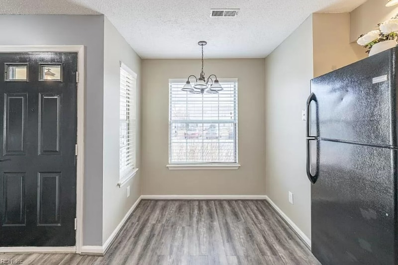 Building Photo - 1218 Alder Ct