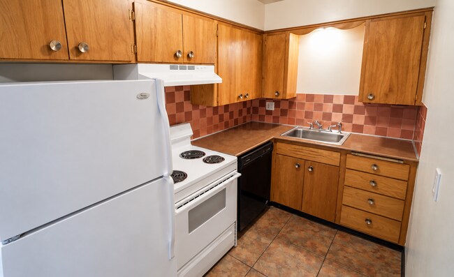 Interior Photo - Cedar Terrace Apartments!