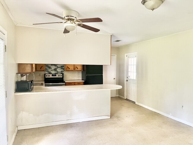 Building Photo - 11766 Willow Oak Ave