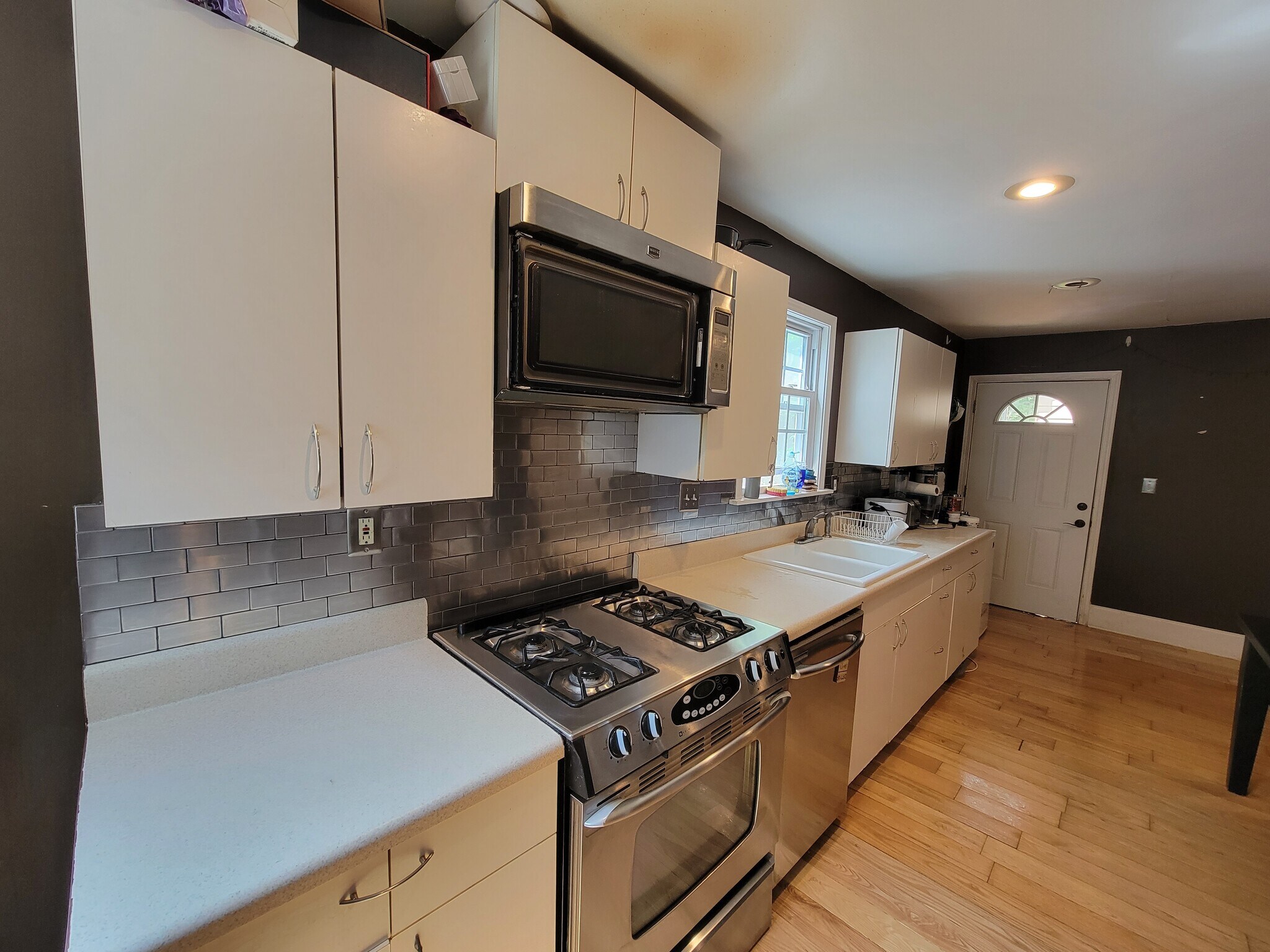 Building Photo - 1118 Atlantic Dr NW