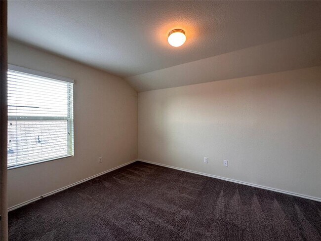 Building Photo - 148 Ammonite Ln