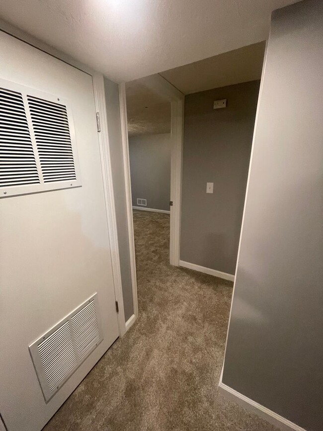 Building Photo - Home for Rent in Bellevue NE!