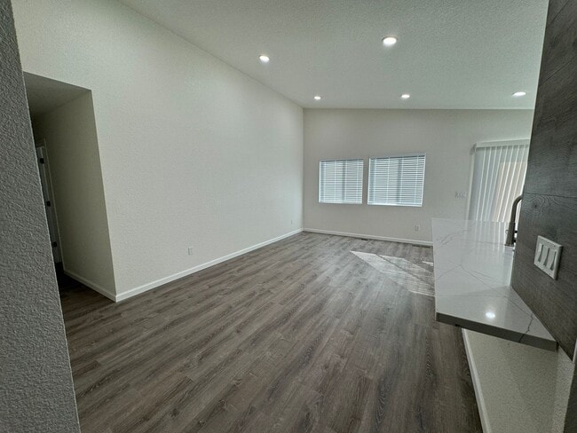 Building Photo - Freshly Remodeled 4 bedroom in Red Rock- RV Parking, low maintenance yard and pets welcome!